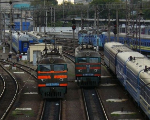 &quot;Укрзализныця&quot; запустит больше дополнительных поездов в праздничные дни