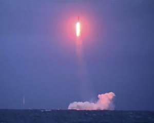 РФ запустила баллистическую ракету с подводной лодки