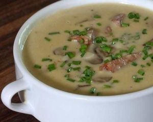 Быстрый суп с плавленым сыром и шампиньонами