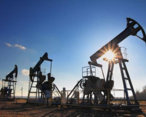 Ціни на нафту Brent продовжують падати