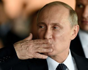 Путін заморозив пенсії росіян на 2016 рік