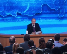 Низкие цены на нефть заставляют нас пересмотреть бюджет - Путин