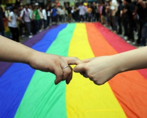 Греция планирует утвердить однополые гражданские браки