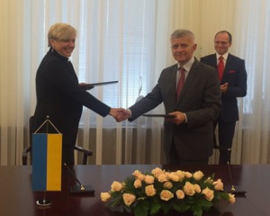 Украина и Польша подписали соглашение о кредите на миллиард