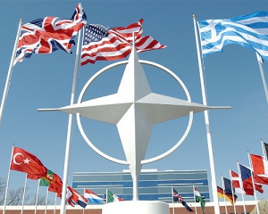 Черногория получила официальное приглашение в НАТО