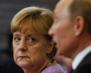 Меркель передала британским спецслужбам данные на Путина - The Times