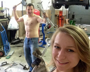 Українці в центрі Риму ремонтують авто краще за місцевих