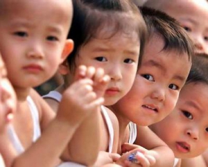 В Китае официально разрешили иметь двух детей