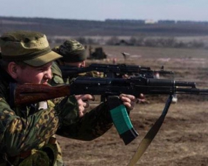 Дії бойовиків нагадують Дебальцеве, можливий наступ - Жебрівський