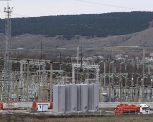 Поставки электроэнергии из Украины Крым полностью прекращены - СМИ