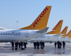 Два турецькі авіаперевізники припинили польоти в Росію
