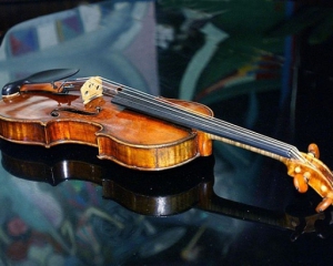 Американка забула в потязі скрипку за $2,6 мільйона