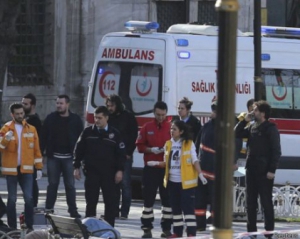 Українців серед жертв теракту в Стамбулі немає