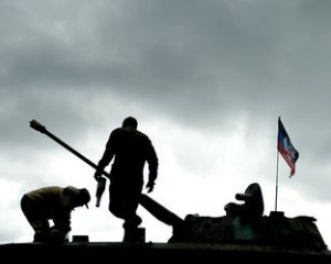 Противник резко усиливает "стахановскую" группировку "Градами" и бронетехникой