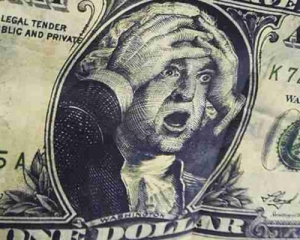 В курсе доллара виноваты праздники - Нацбанк