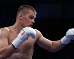 В'ячеслав Глазков програв бій за чемпіонський титул