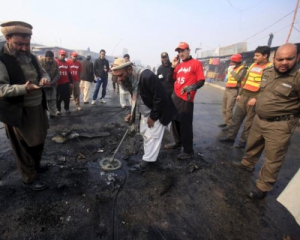 У Пакистані терорист-смертник в&#039;їхав у КПП поліції: 11 людей загинули