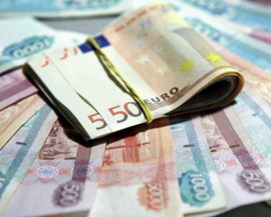 Біржовий курс євро перевищив 90 рублів