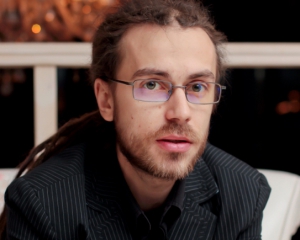"Країна може жити і без батяні" - Децл розповів, що заважає Росії