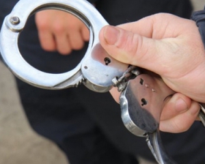 Суд арестовал чиновника, который украл 23 млн грн на ремонте БТР для АТО