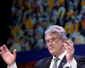 Ющенко вспомнил прошлое в НБУ и объяснил, почему падает гривна