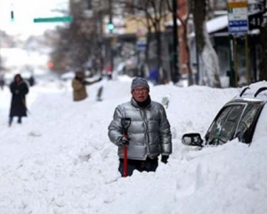Кількість жертв снігової бурі в США зросла до 28 осіб - ЗМІ