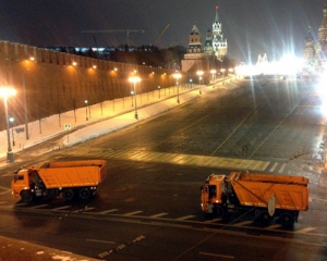 В Москве без объяснения причин перекрывали Красную площадь