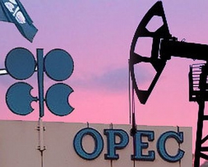 Страны-экспортеры нефти не подтверждают переговоры с Россией - Bloomberg