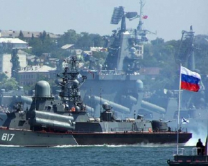 Російський Чорноморський флот у Криму посилено озброюється