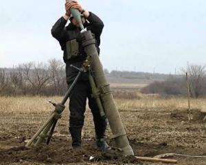 Боевики обстреляли Красногоровку и Зайцево из 120-мм минометов