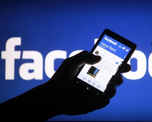 Facebook запустил прямые видео-трансляции для пользователей iPhone