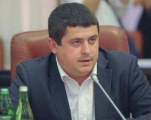 У "Народному фронті" визначилися з підтримкою міністрів