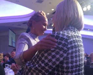 У Тимошенко пояснили, чому вона обіймала Герман