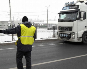 Еще одна область присоединилась к блокированию российских грузовиков