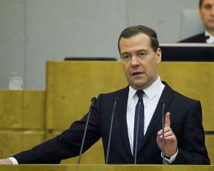 Медведев выступит в Мюнхене перед Порошенко