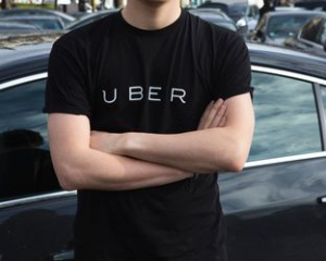 Таксисты Копенгагена перекрыли движение, протестуя против сервиса Uber