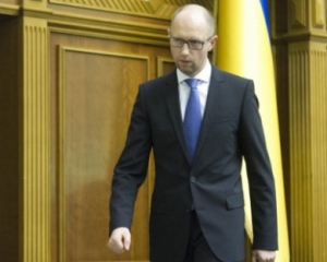 Яценюк приїхав в Раду