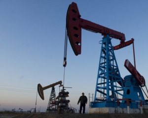Росія і ОПЕК кажуть, що заморозять видобуток нафти