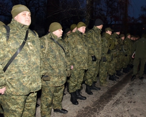 В МВД объяснили, почему не аттестованным полицейским предлагают ехать на Донбасс