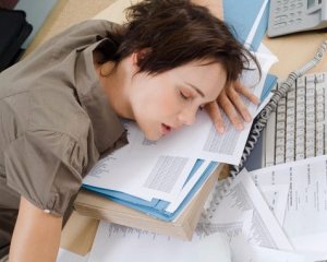 6 ознак нервового виснаження, які часто плутають з втомою