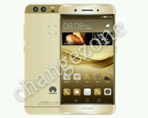 У мережі з'явились фото смартфона Huawei з трьома камерами