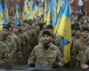 На Майдане собираются военные с добровольческих батальонов