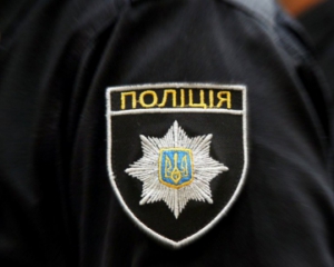 Поліція відкрила справи за фактами нападів на два банки у центрі Києві