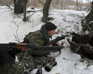 Штаб АТО: Боевики продолжают обстрелы Красногоровки