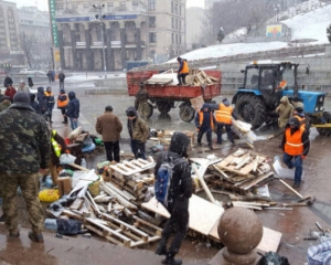 У центрі Києва демонтували останній намет &quot;третього майдану&quot;