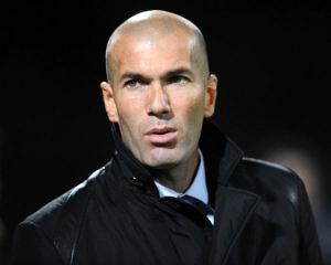 "Реал" уступил "Атлетико" в первом мадридском дерби Зидана