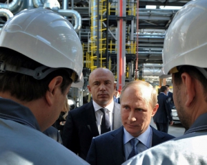Путін зустрінеться з керівниками російських нафтових компаній
