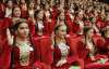 Туркменским женщинам подарят на честь 8 марта по 11 долларов