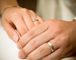 Як  РАЦСи  заробляють на  одруженнях