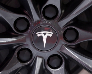 Новый автомобиль Tesla будет стоить 35 тыс. долл.